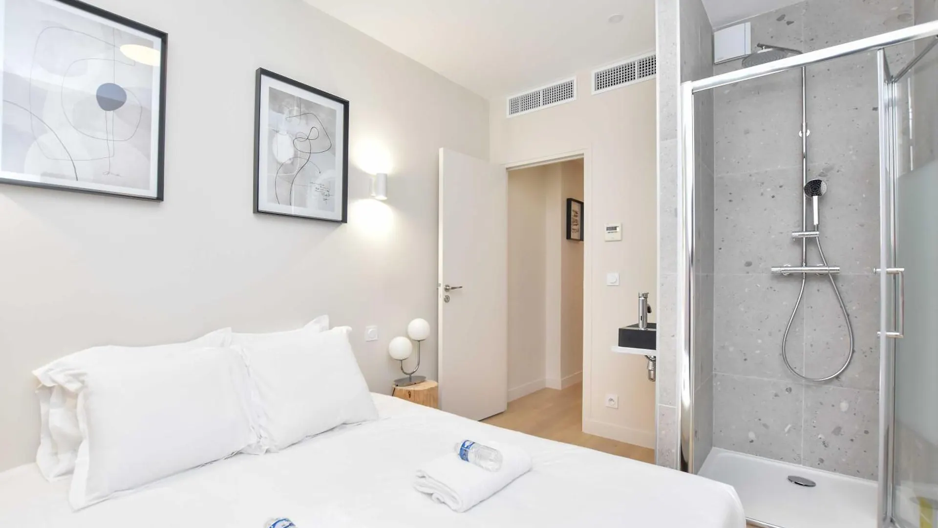 Peaceful Apartment - 2Br-6P - Trocadero Paris France